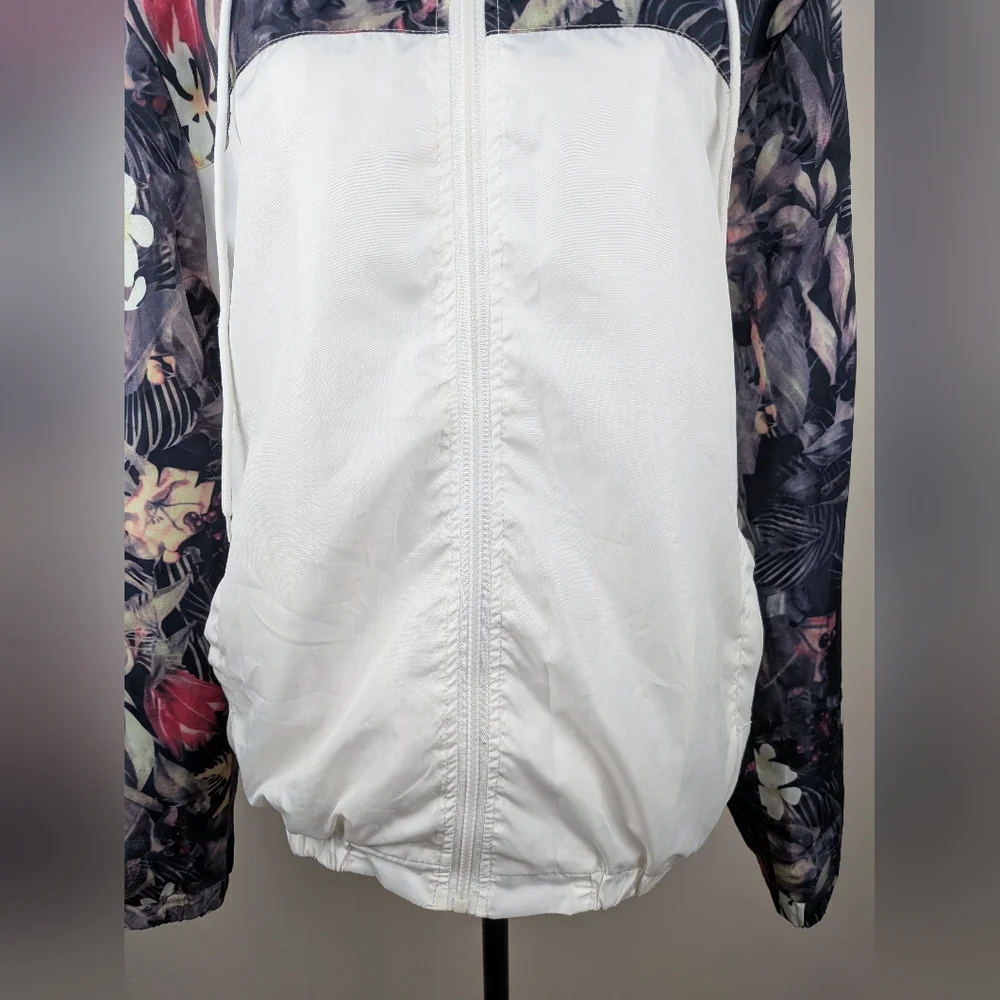 White Floral Two Tone Lightweight Hoodie Windbreaker Size Medium Streetwear